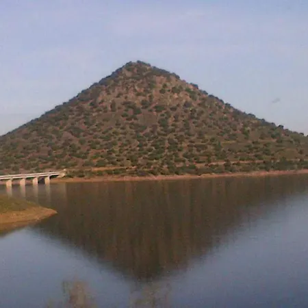 Rural Capilla 3* Zarza-Capilla